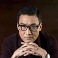即将于6月2日上映的电影《白鲸》讲述的是躲在幕后操纵暴力事件的影子组织，赌上性命逃出组织进行自首的内部告密者和努力追求事件真相的新闻记者之间 《恋爱的温度》21日上映 李民基、金敏喜饰情侣 2013-03-02 韩国电影《恋爱的温度》于2月28日在乐天影院建大入口店举办了制作报告会，卢德导演携李民基、金敏喜两位主演出席。